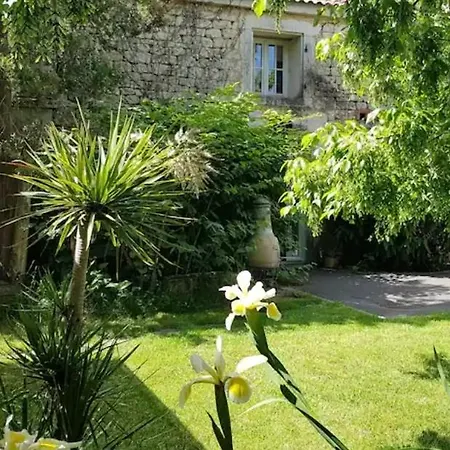 Charmante Maison De Campagne Nalliers  Exterior photo