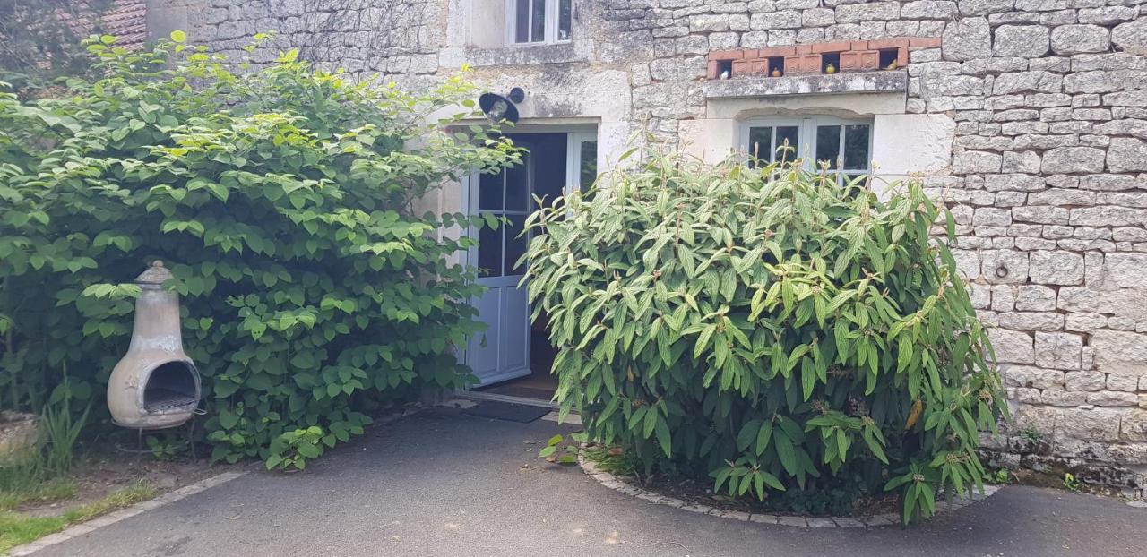 Holiday home Charmante Nalliers (Vendee)